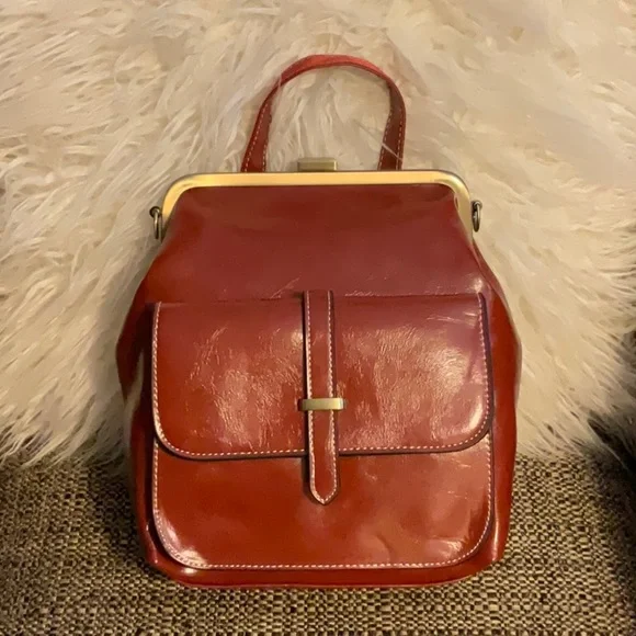 Brown 100% Leather Backpack, Walasa, Structured Design NWT - Picture 2 of 3